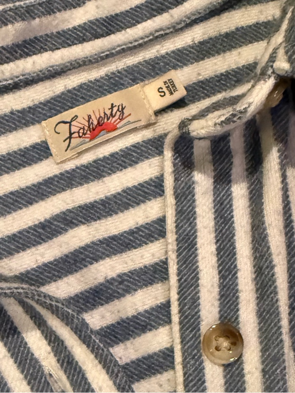 Classic Blue Stripe Button-Down Shirt for Women polished staple poplin - Picture 4 of 7